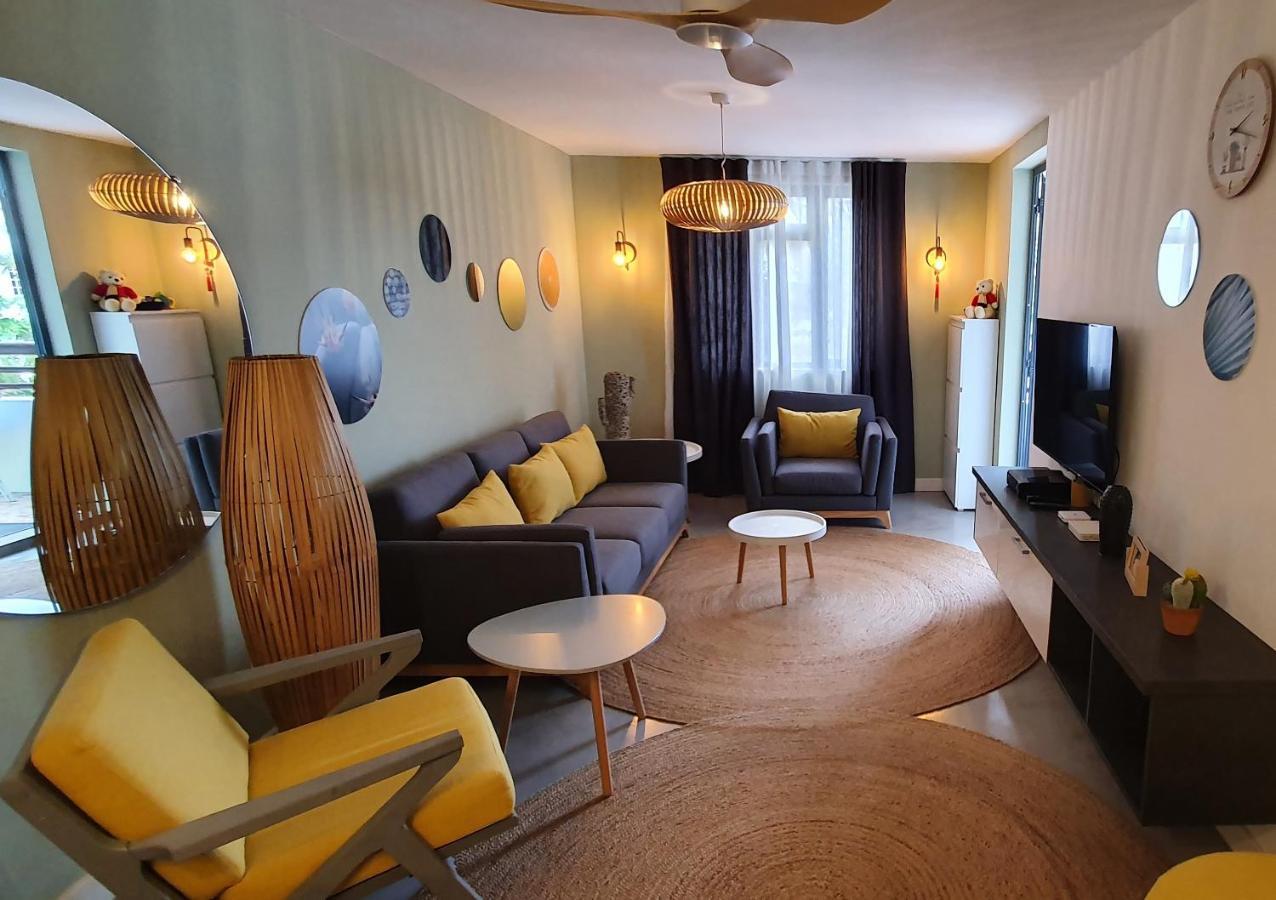 Apartment Les Cerisiers - Exclusive - 3 Bedroom Modern Apartment, *